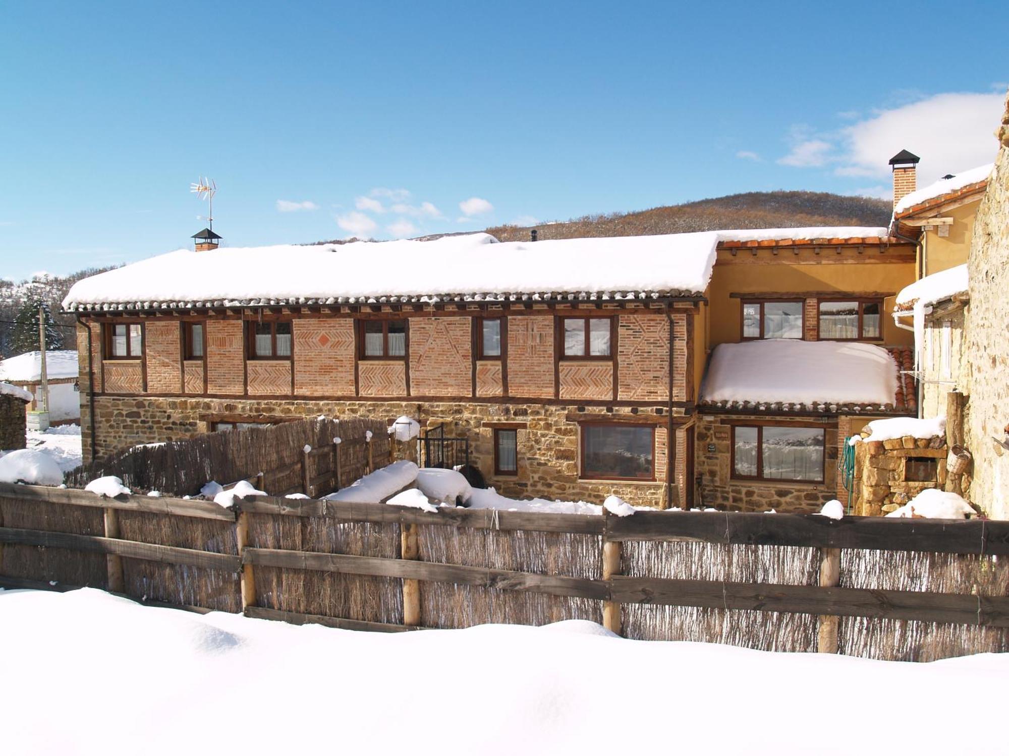 Hotel Rural Piedra Abierta San Martin de Perapertu Ngoại thất bức ảnh
